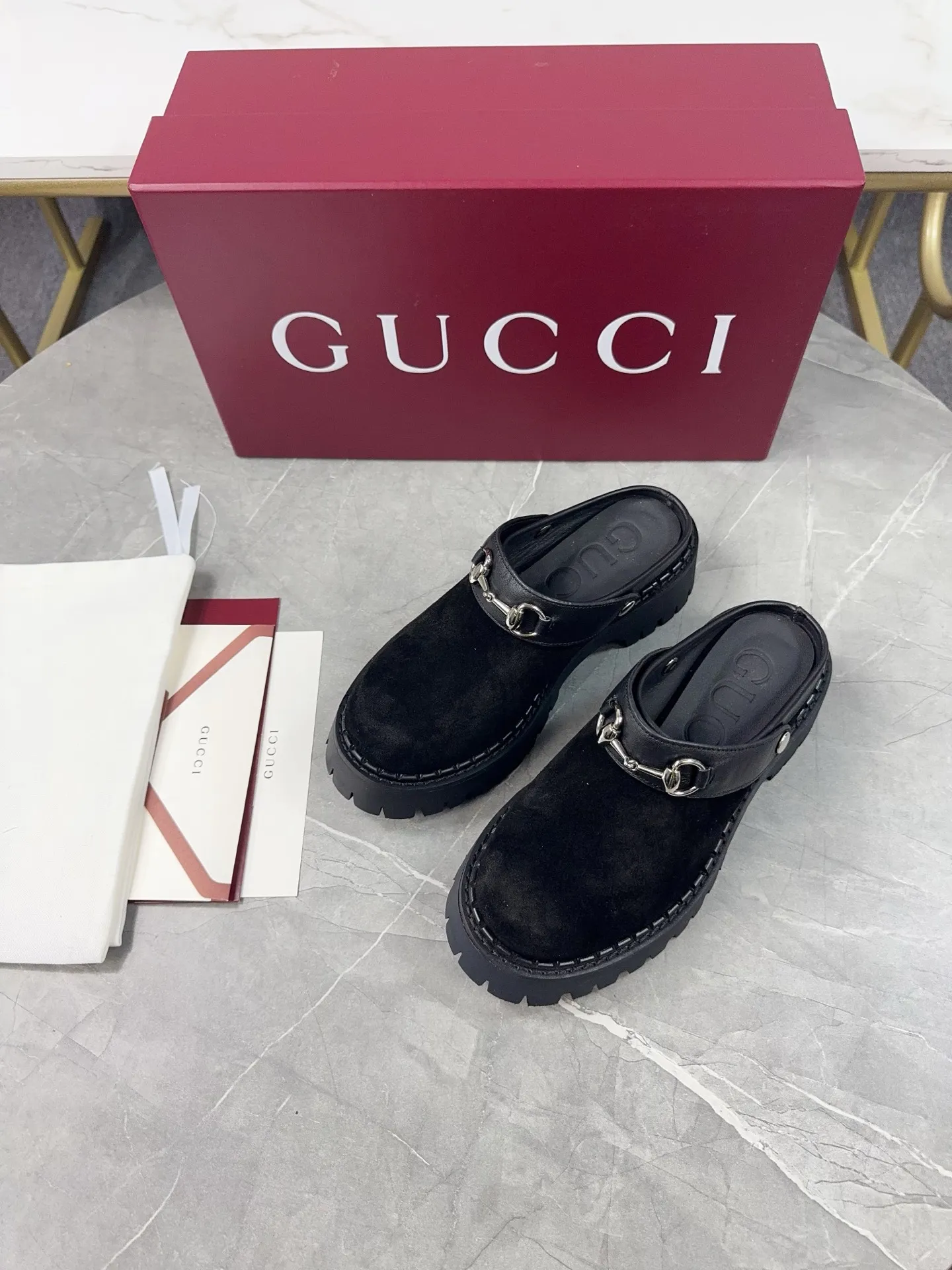 p500🐮🐮Gucci2024 new model, double GG groove thick-soled Loaf platform shoes. The original version is made 1:1. Super beautiful quality, classic model at the counter. ❶Upper: original frosted cowhide ❷Inner lining: water-dyed cowhide ❸Feet: water-dyed cowhide ❹Outsole: ultra-light original sole ❺thick sole heightening: 3.5cn ❻Packing: original packaging ❼Number: Women's 35-42 (41 42 customized, non-returnable) Men's model: 38-46 (45, 46 customized, non-returnable)